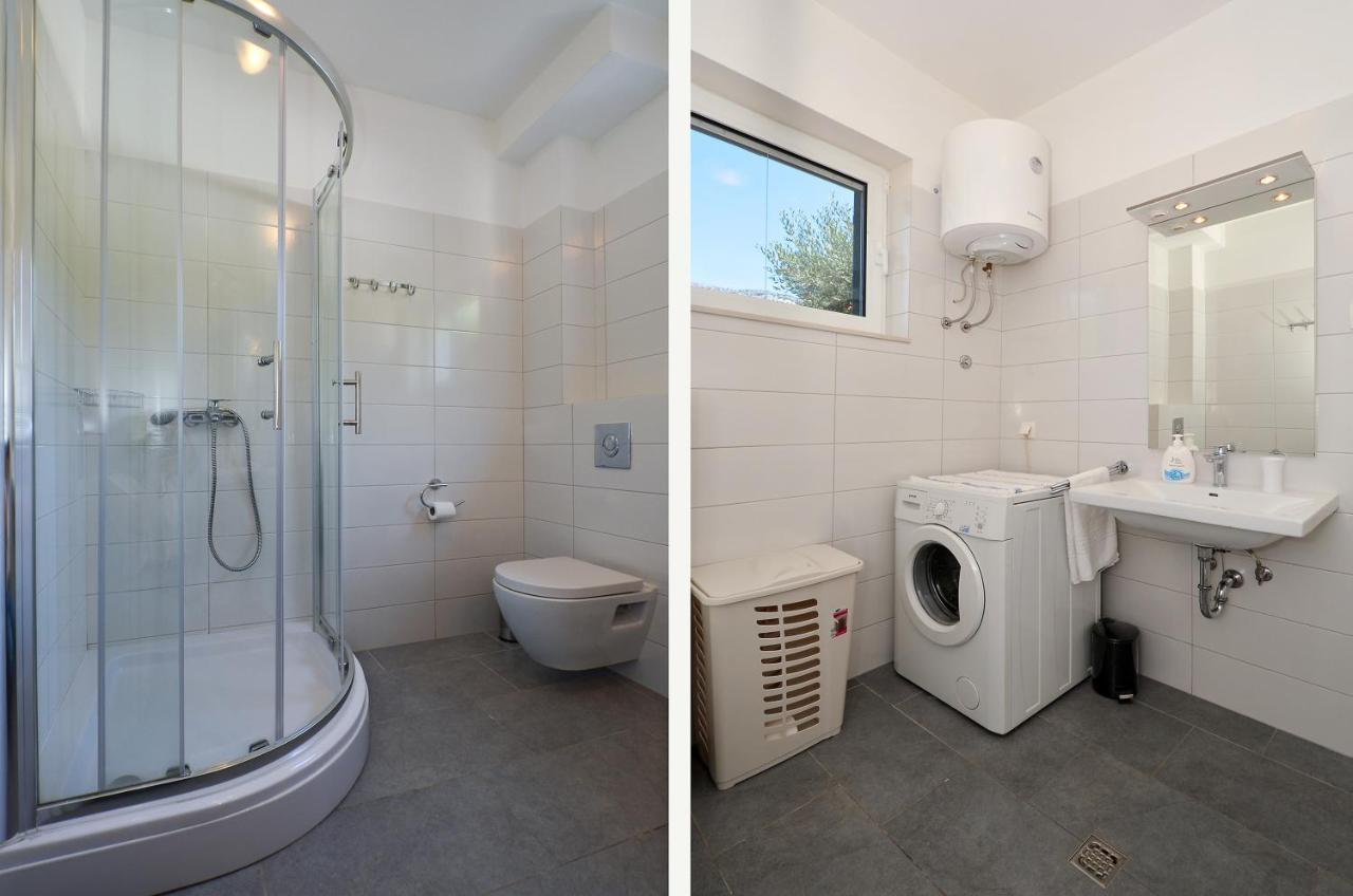Holiday Home Nevera Каштела Экстерьер фото